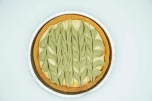 Crostata Senza Glutine al Pistacchio e Cioccolato Bianco Alto